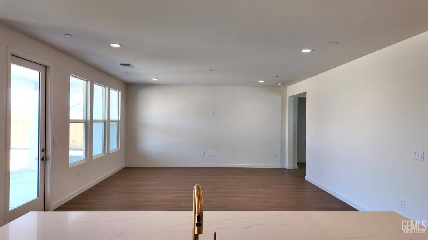 618 Grande Court — photo 5