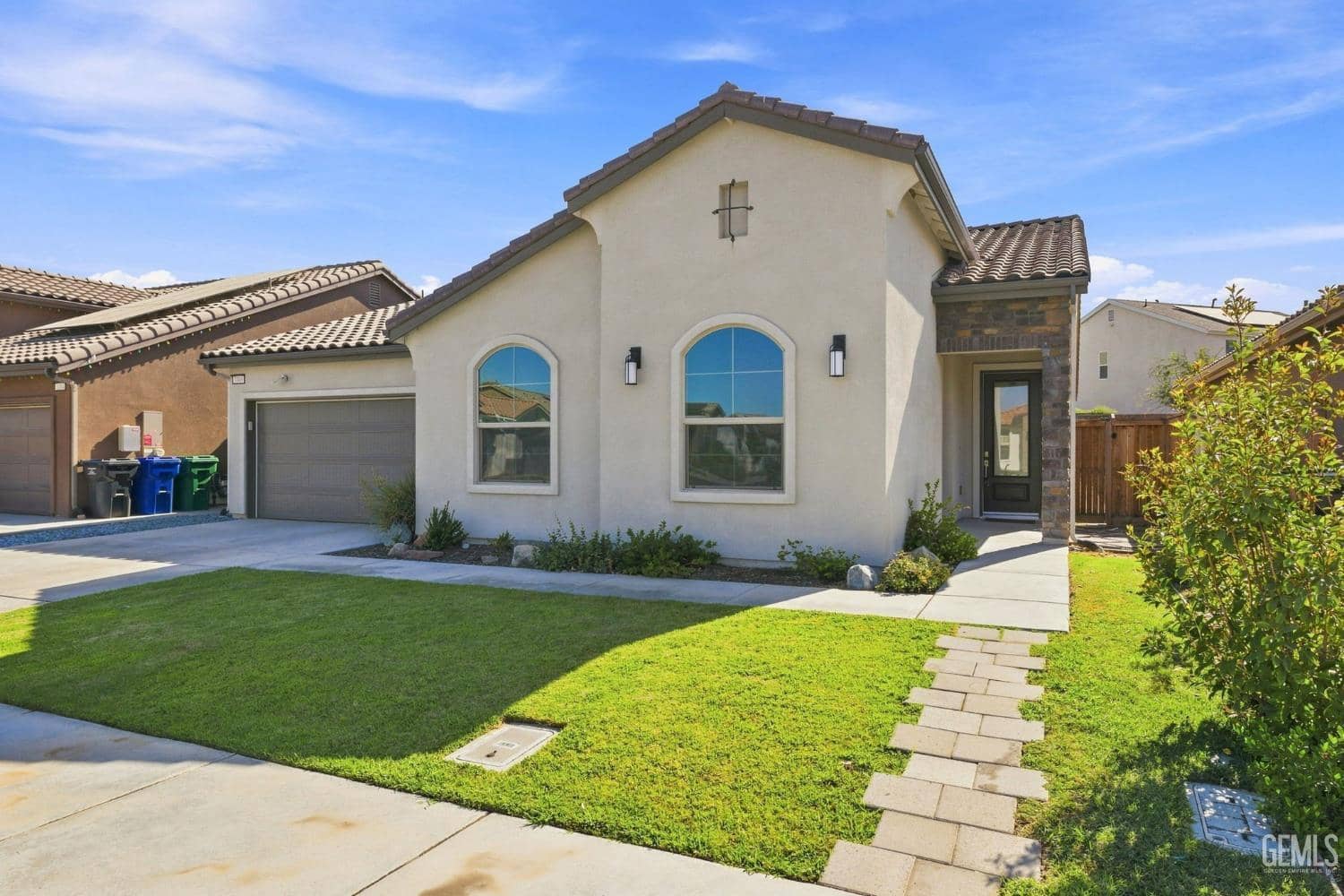 3300 Whispering Brook Lane — photo 5
