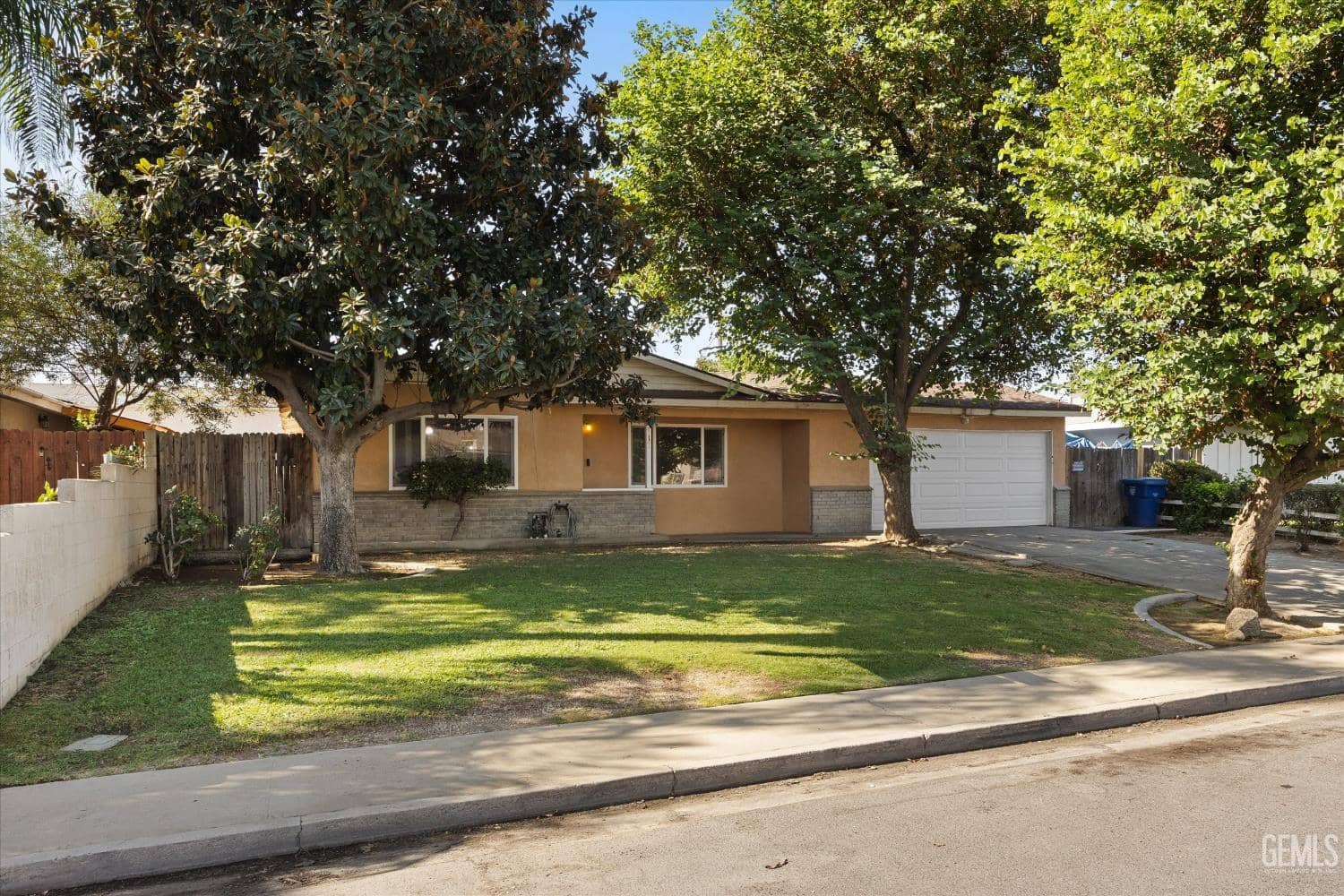 3717 Madrid Avenue — photo 2