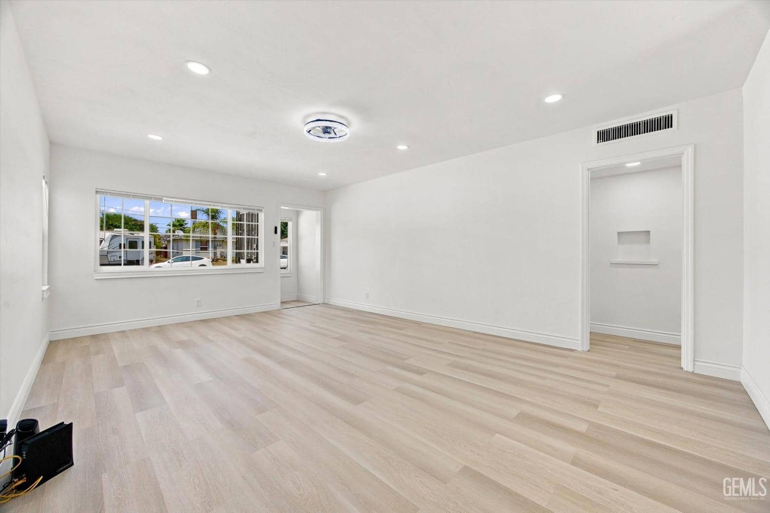 109 La Mesa Drive — photo 6