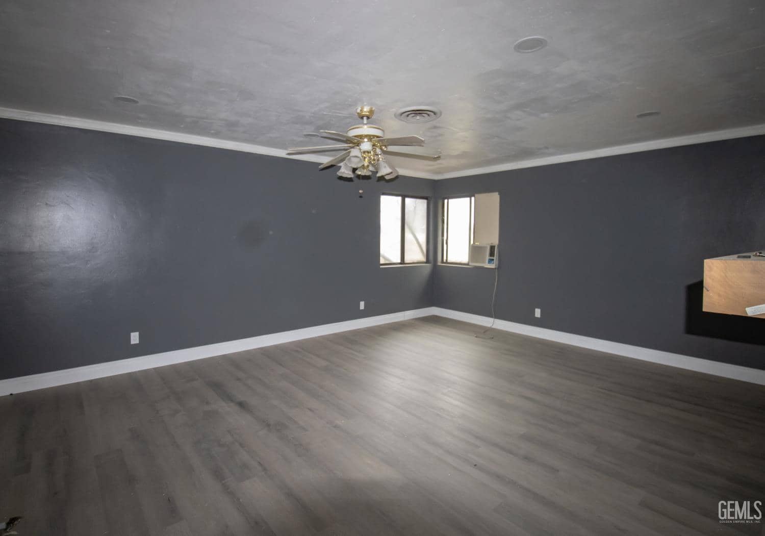 8000 Shetland Drive — photo 6