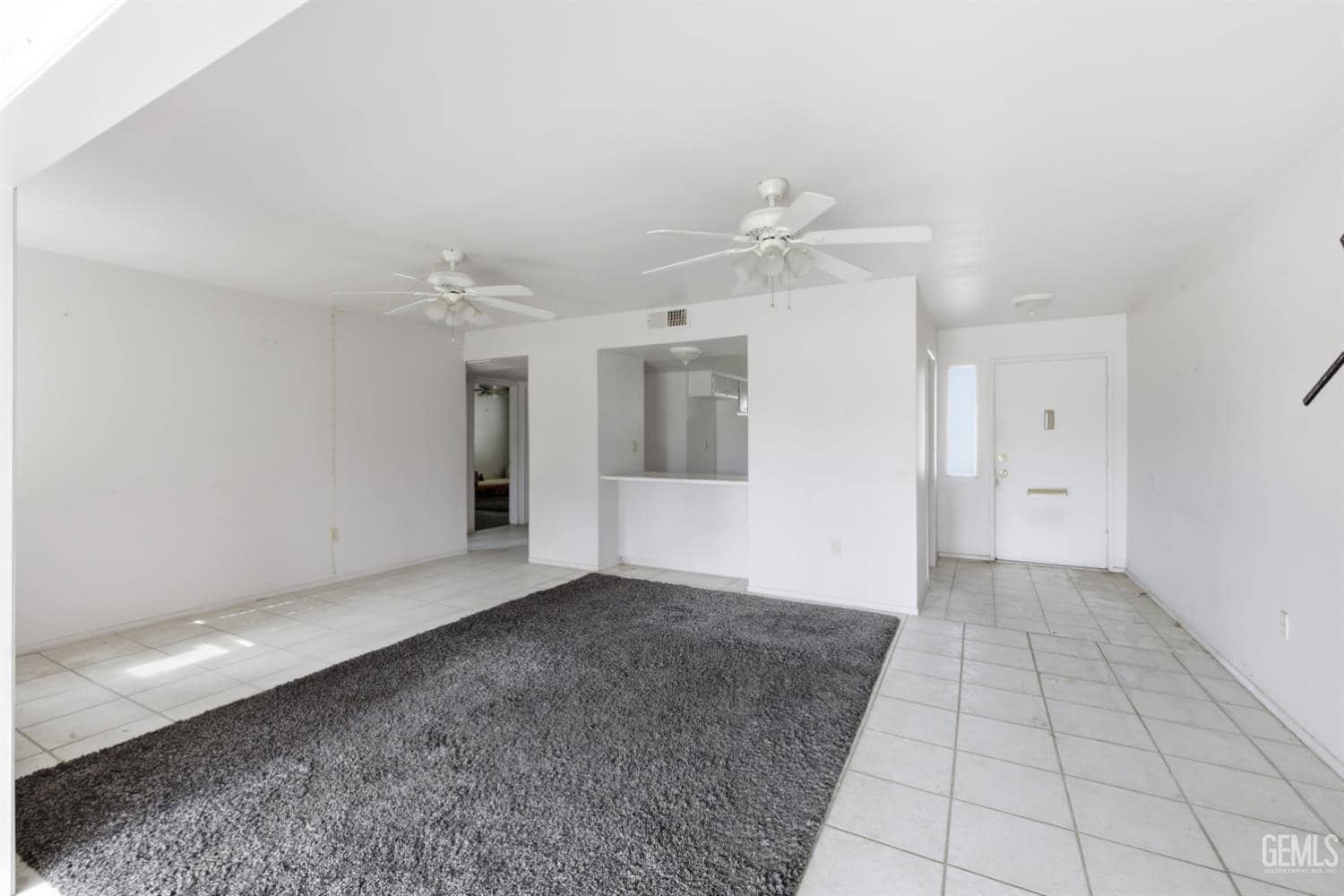 900 River Oaks Drive — photo 4