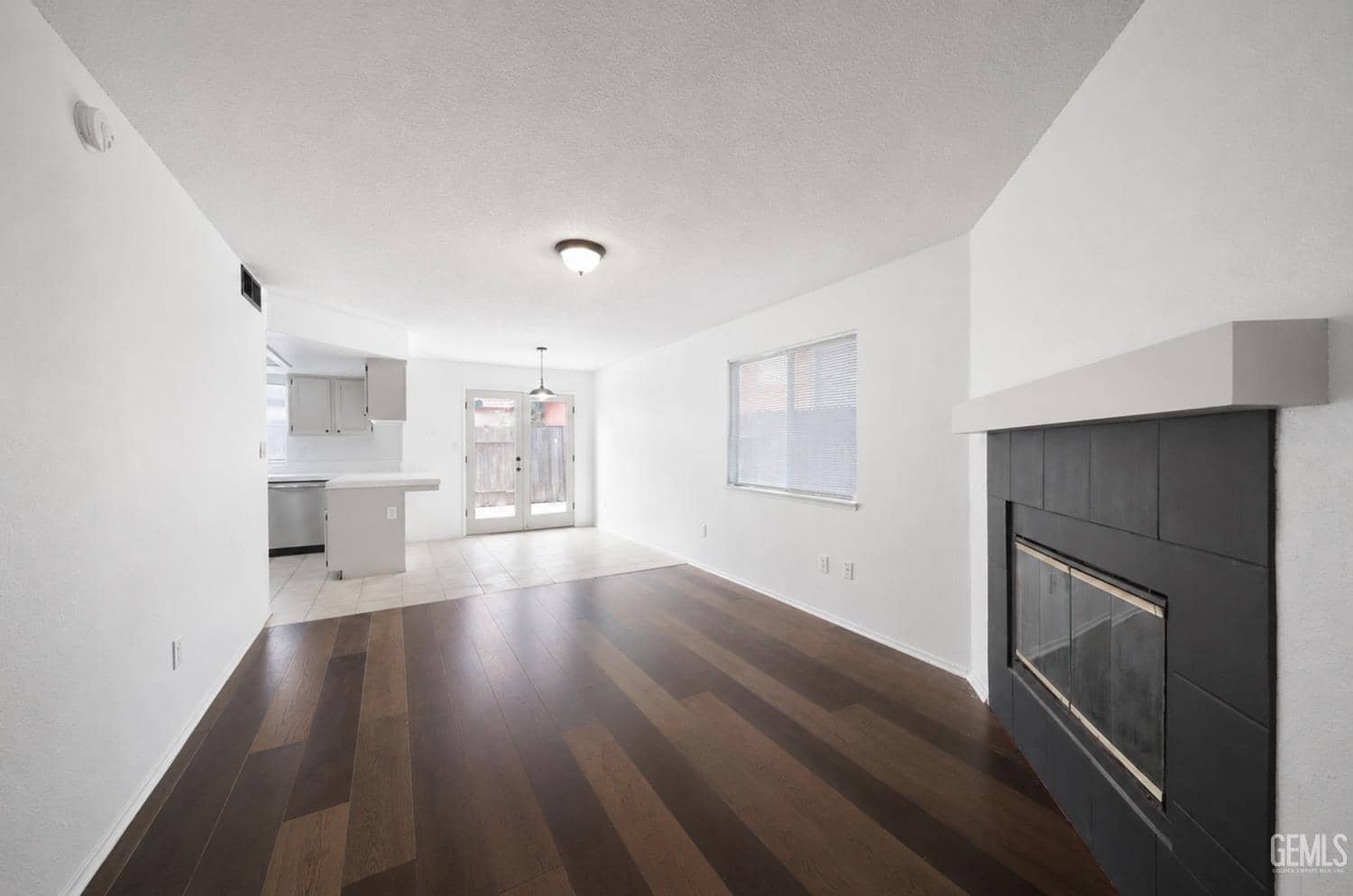 8109 Birch Street — photo 6