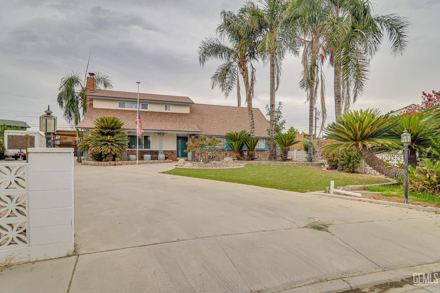 2216 Lacey Street