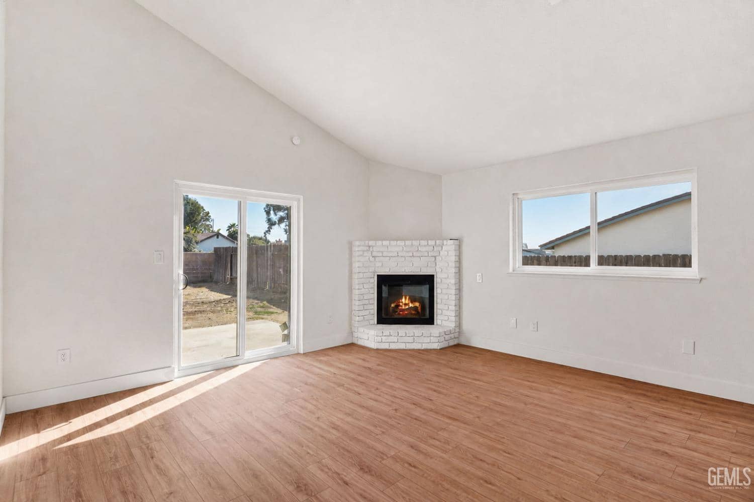 8301 Sargent Way — photo 6