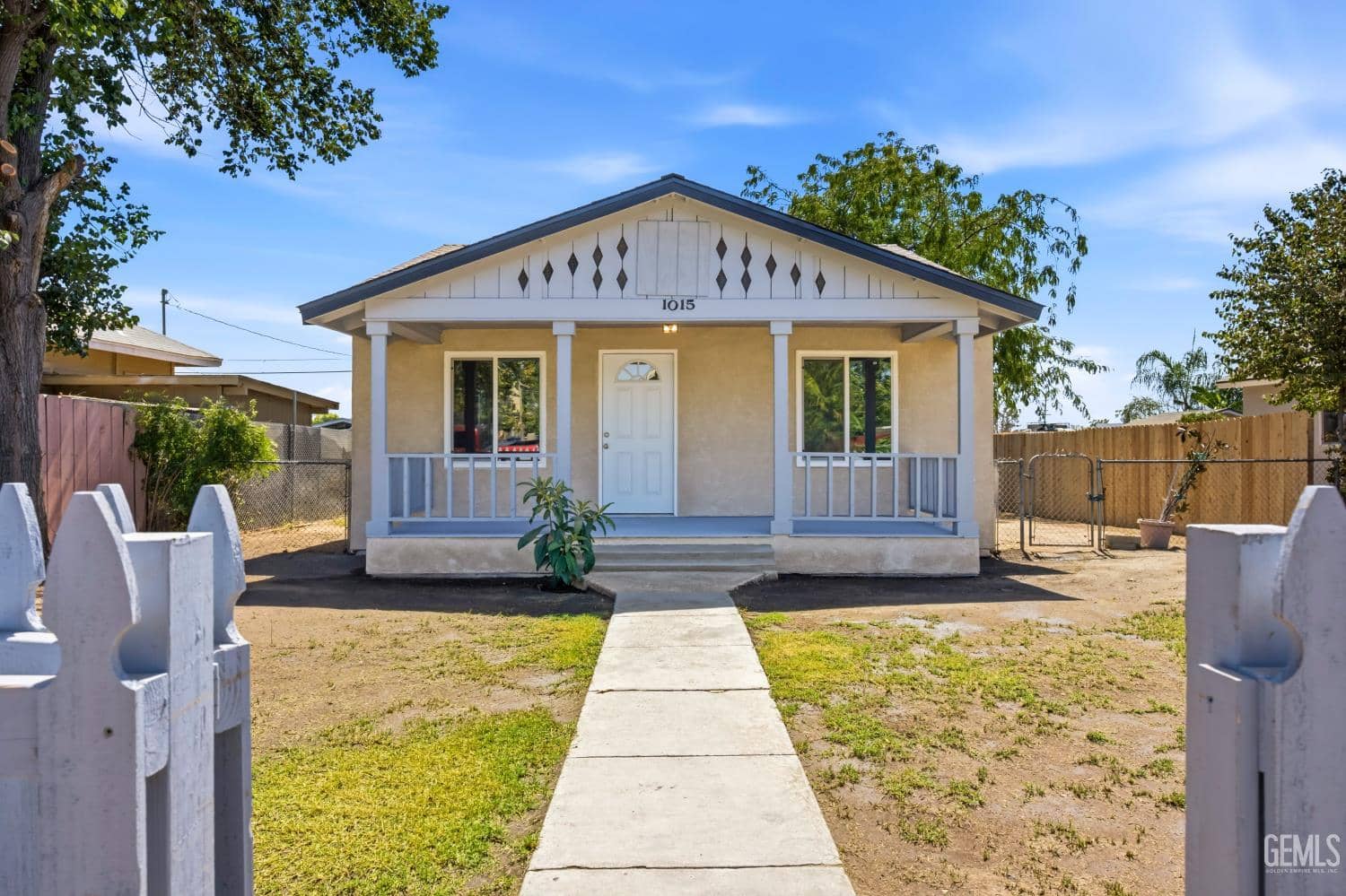 1015 Oregon Street — photo 3