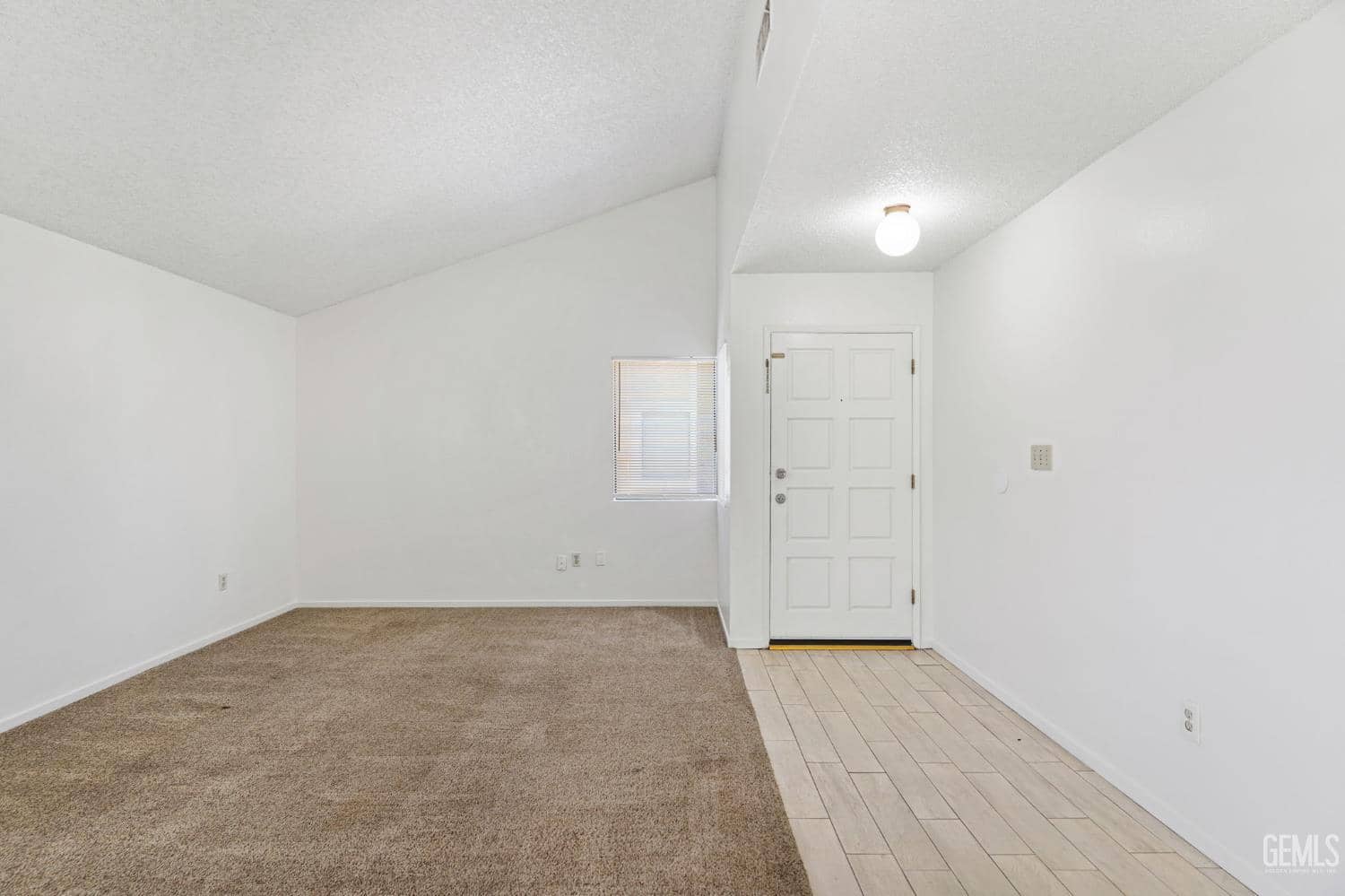 5901 Auburn Oaks Drive — photo 5