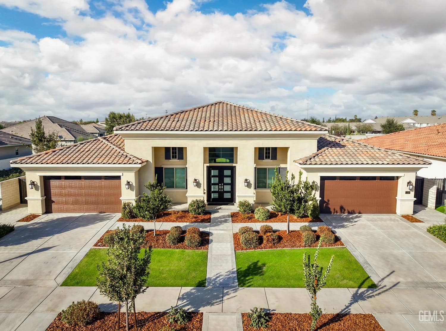 11520 Cloverfield Circle