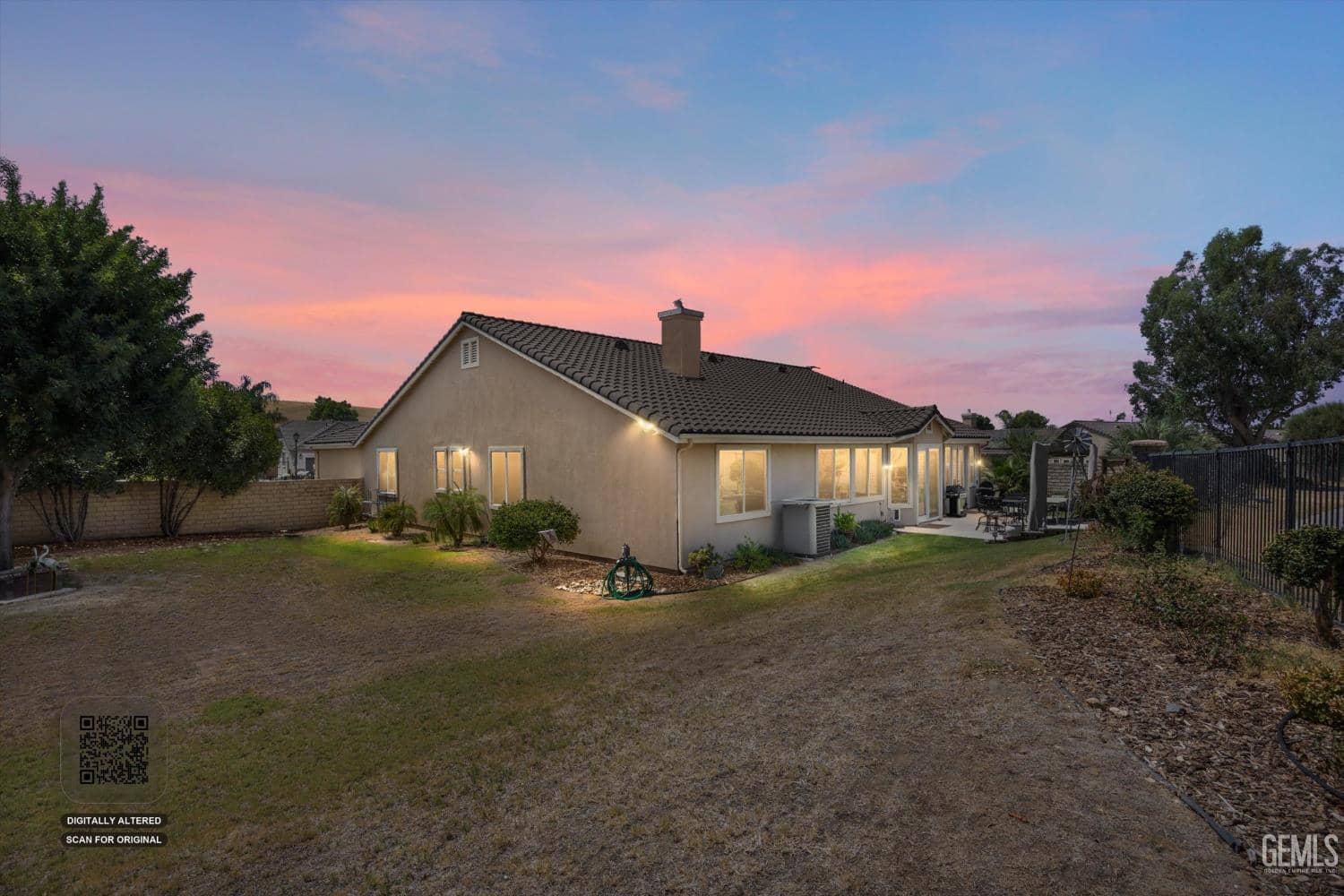 4911 Hartnett Court — photo 2