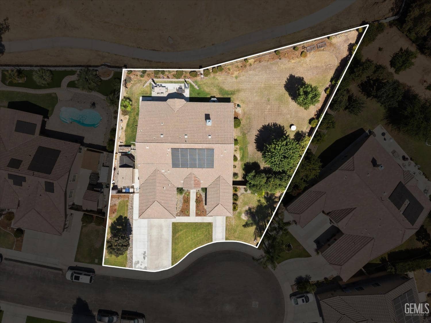 4911 Hartnett Court — photo 3