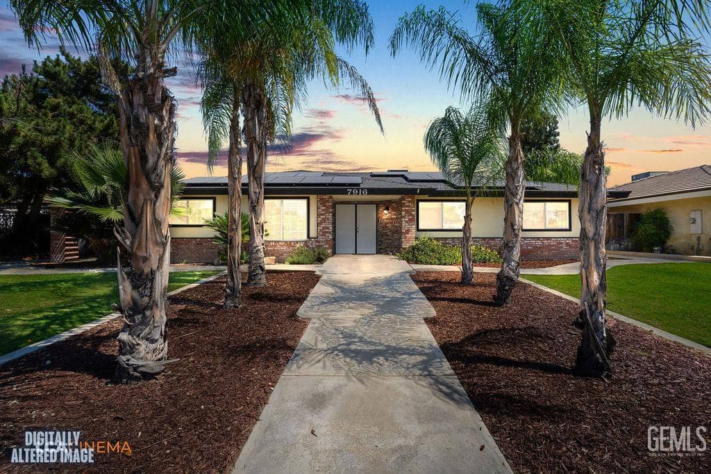 7916 Olive Drive