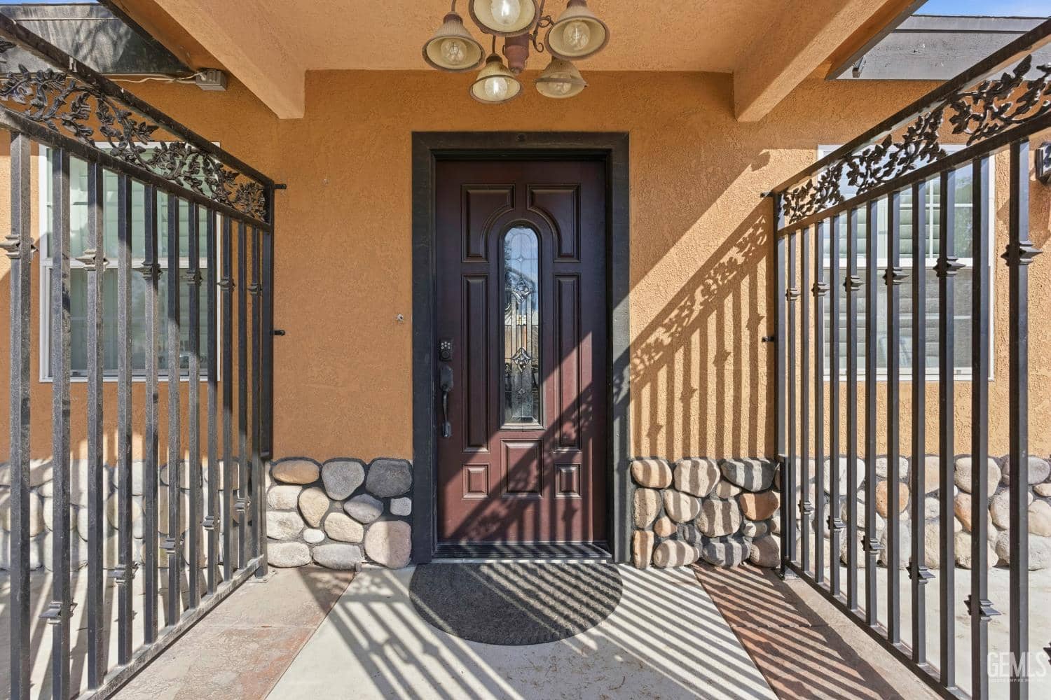 6317 Scenic Way — photo 3