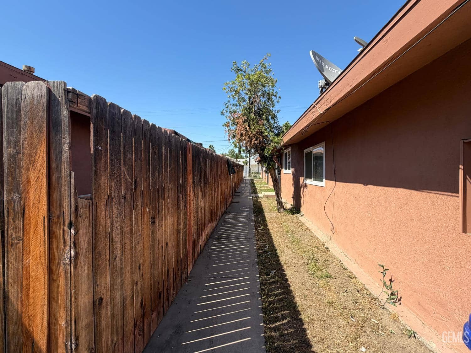 1018 Quincy Street — photo 3