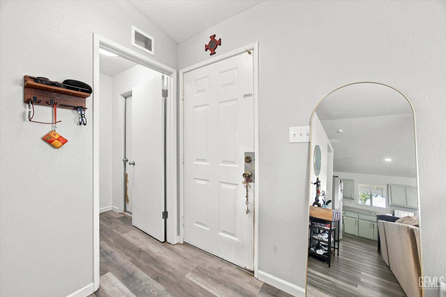 6516 Tiburon Street — photo 6