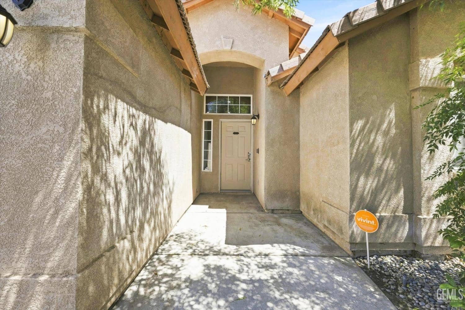 2303 Trentino Avenue — photo 3