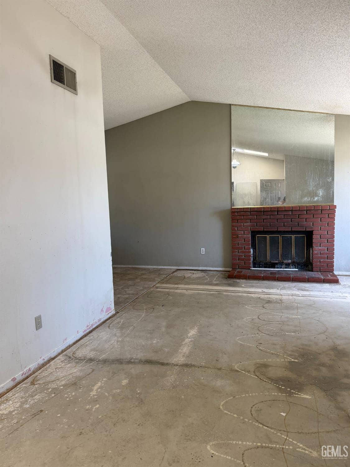 3600 Fiesta Avenue — photo 2