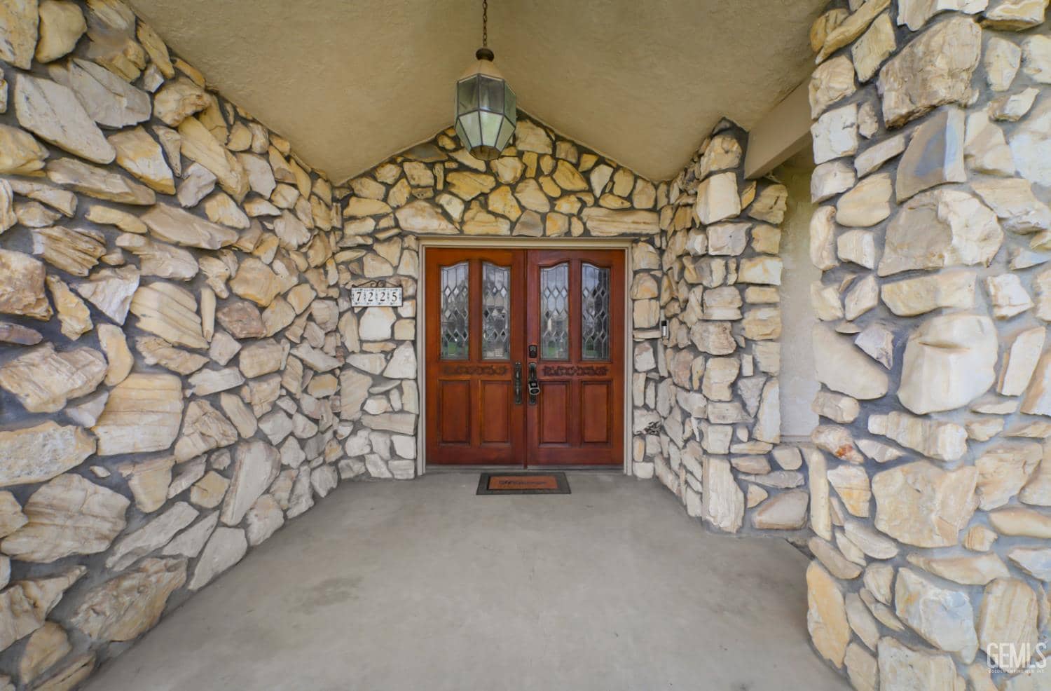 7225 Noah Avenue — photo 3