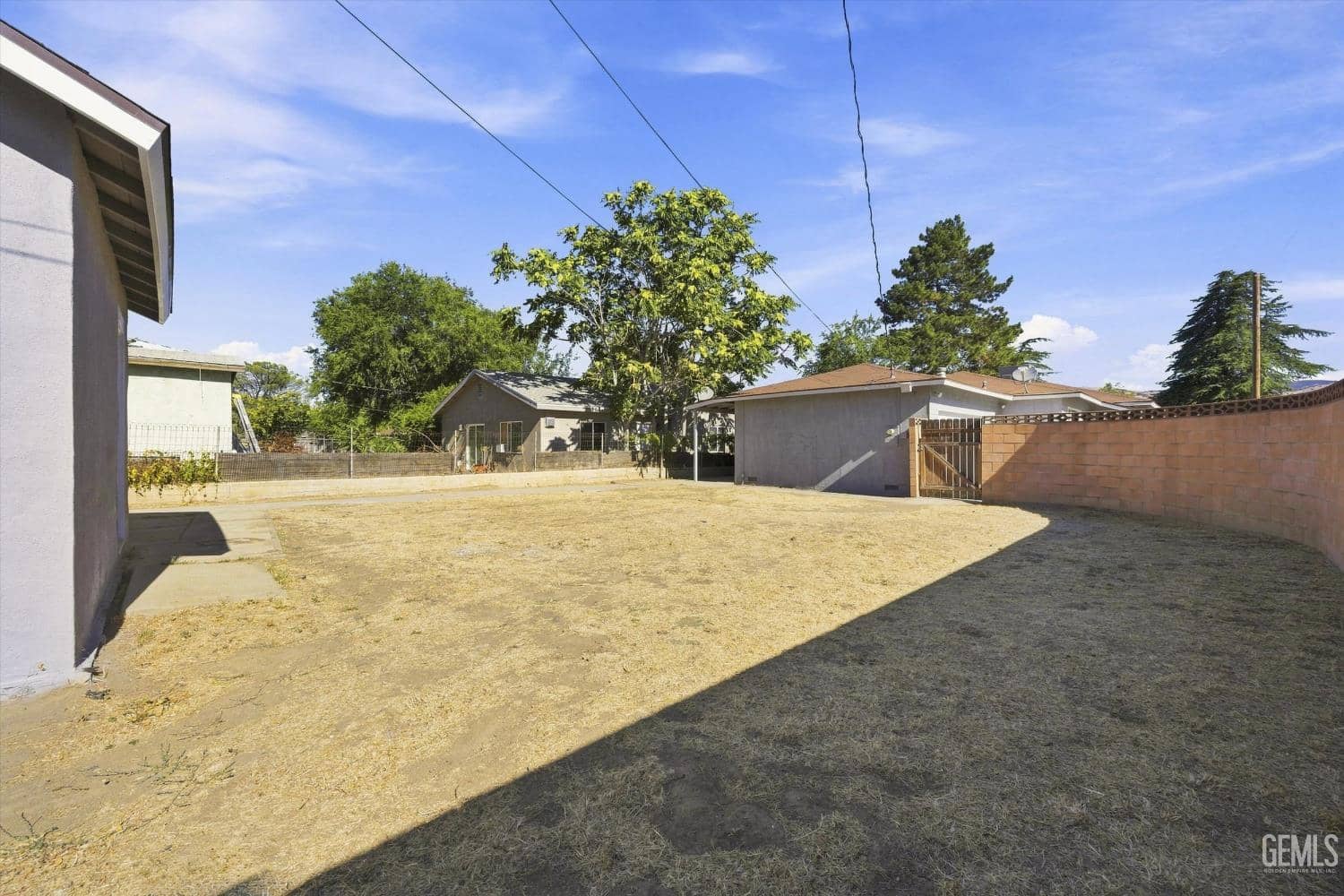 121 N Davis Street — photo 2