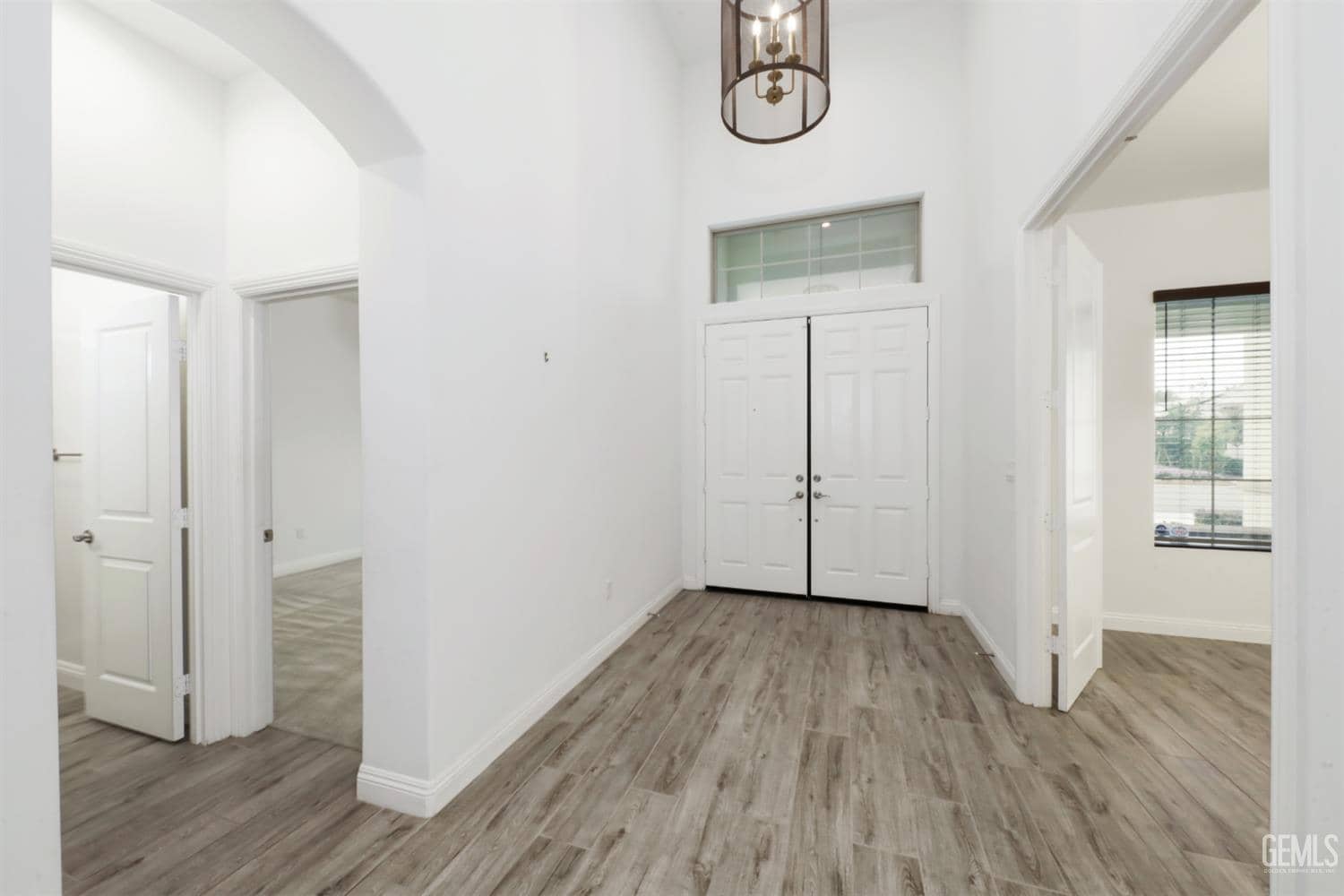 12319 Ashlyn Drive — photo 4