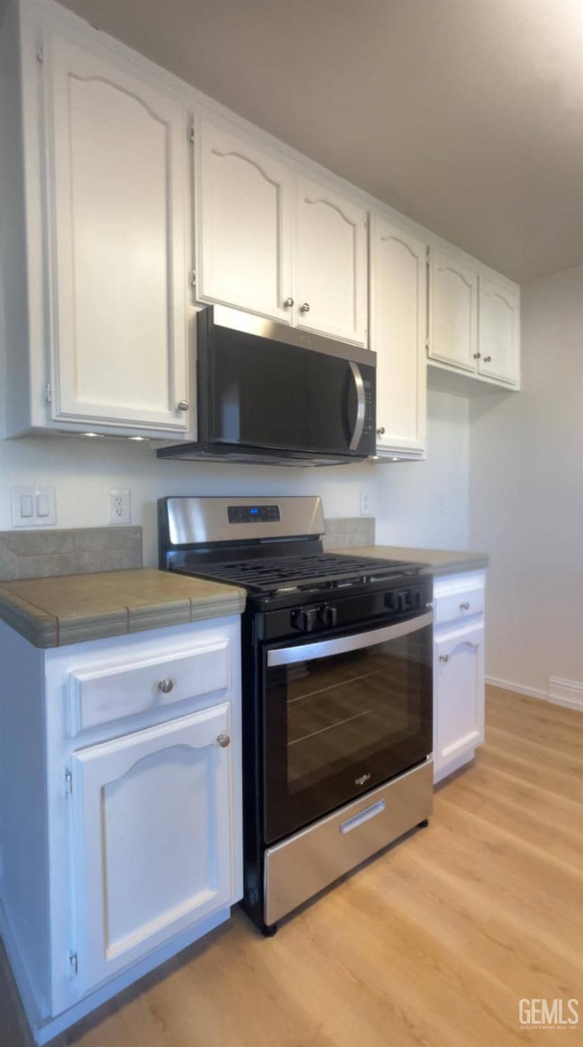 23441 Lakeview Drive — photo 6