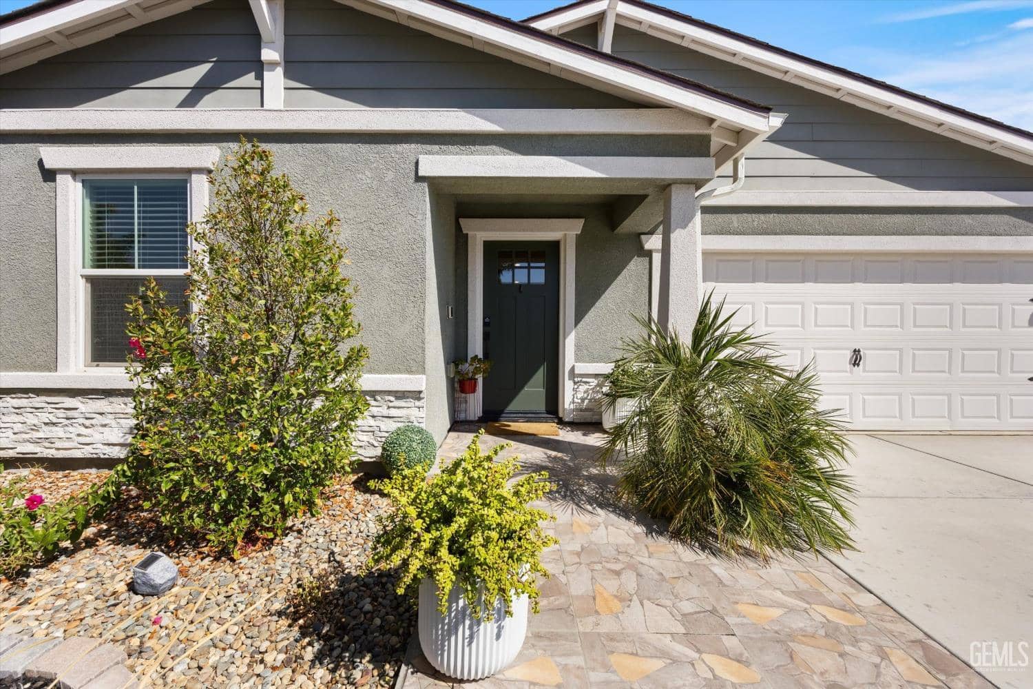 10302 Estacada Avenue — photo 2