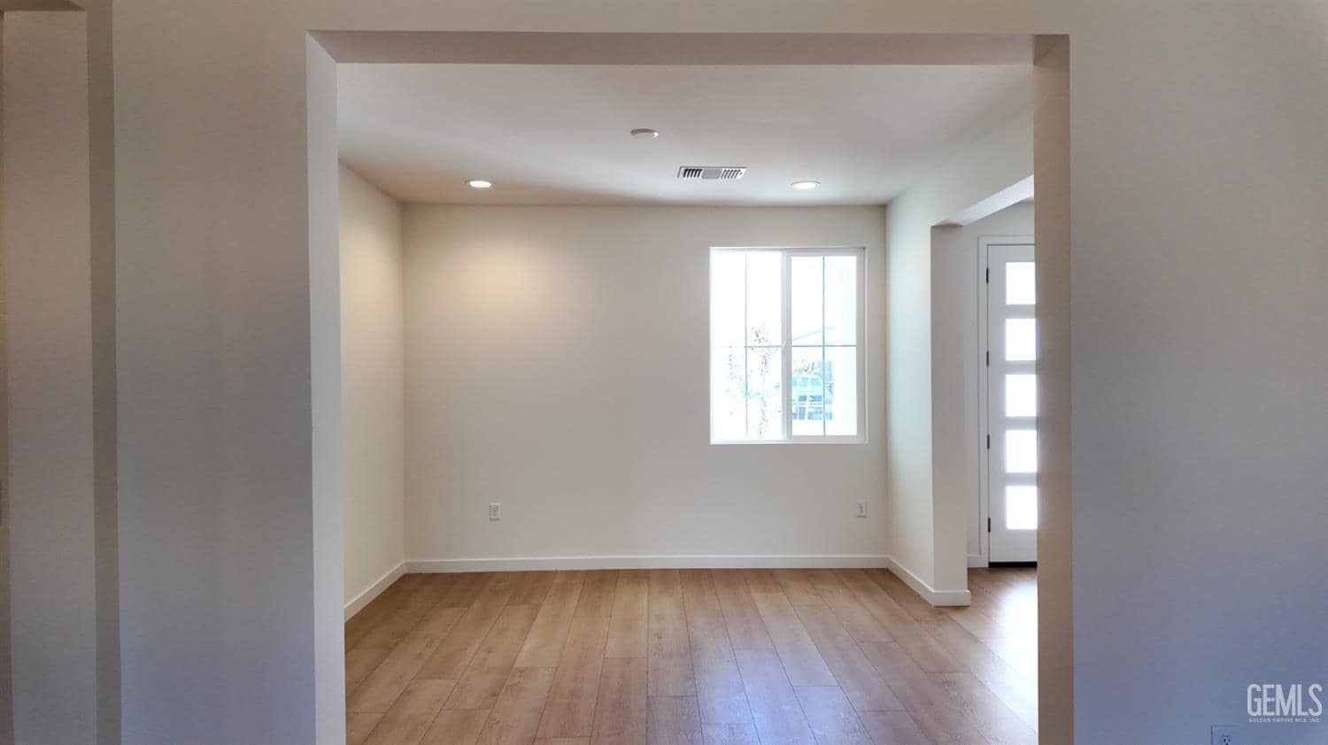 704 Grande Court — photo 5