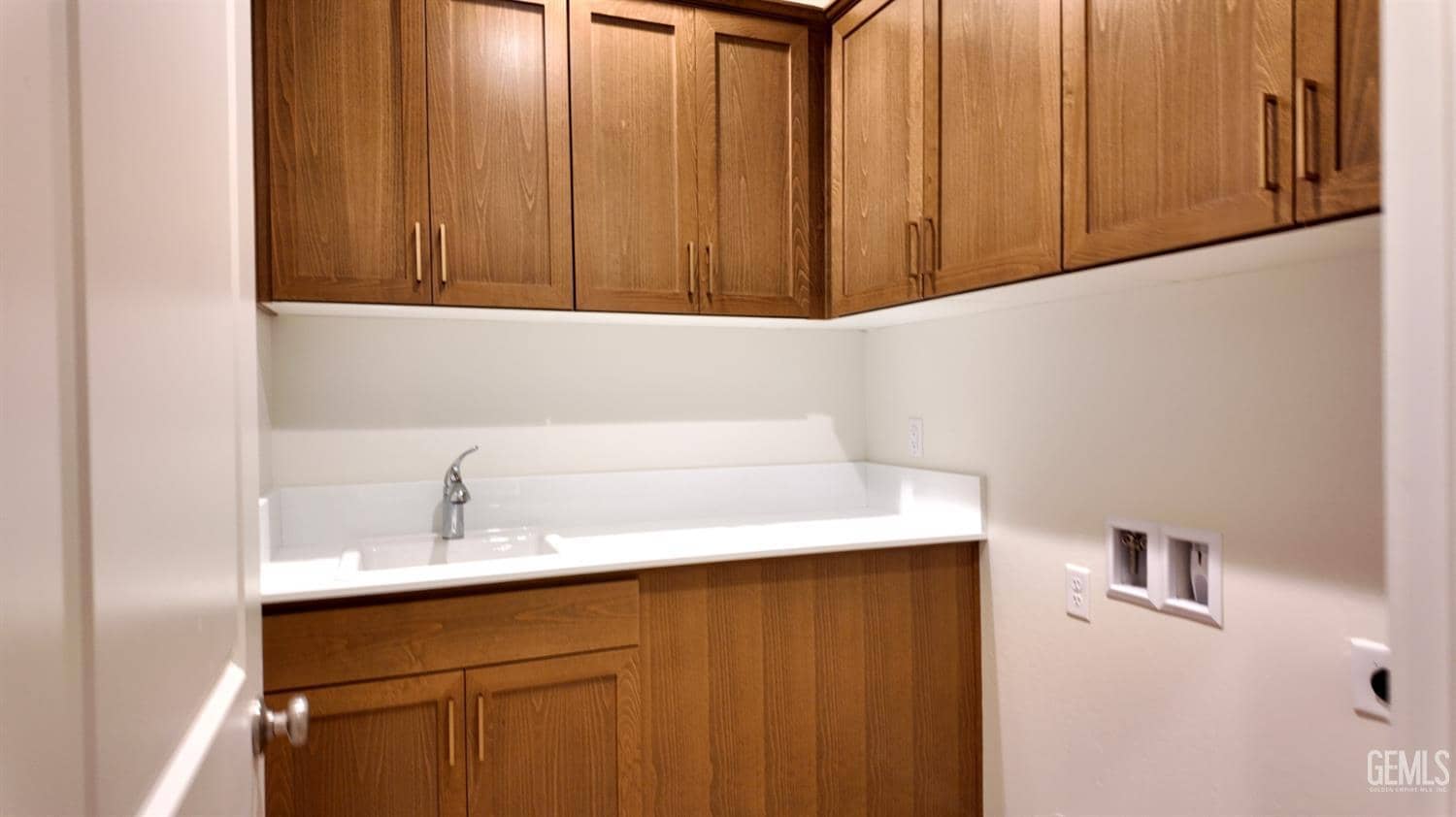 704 Grande Court — photo 6