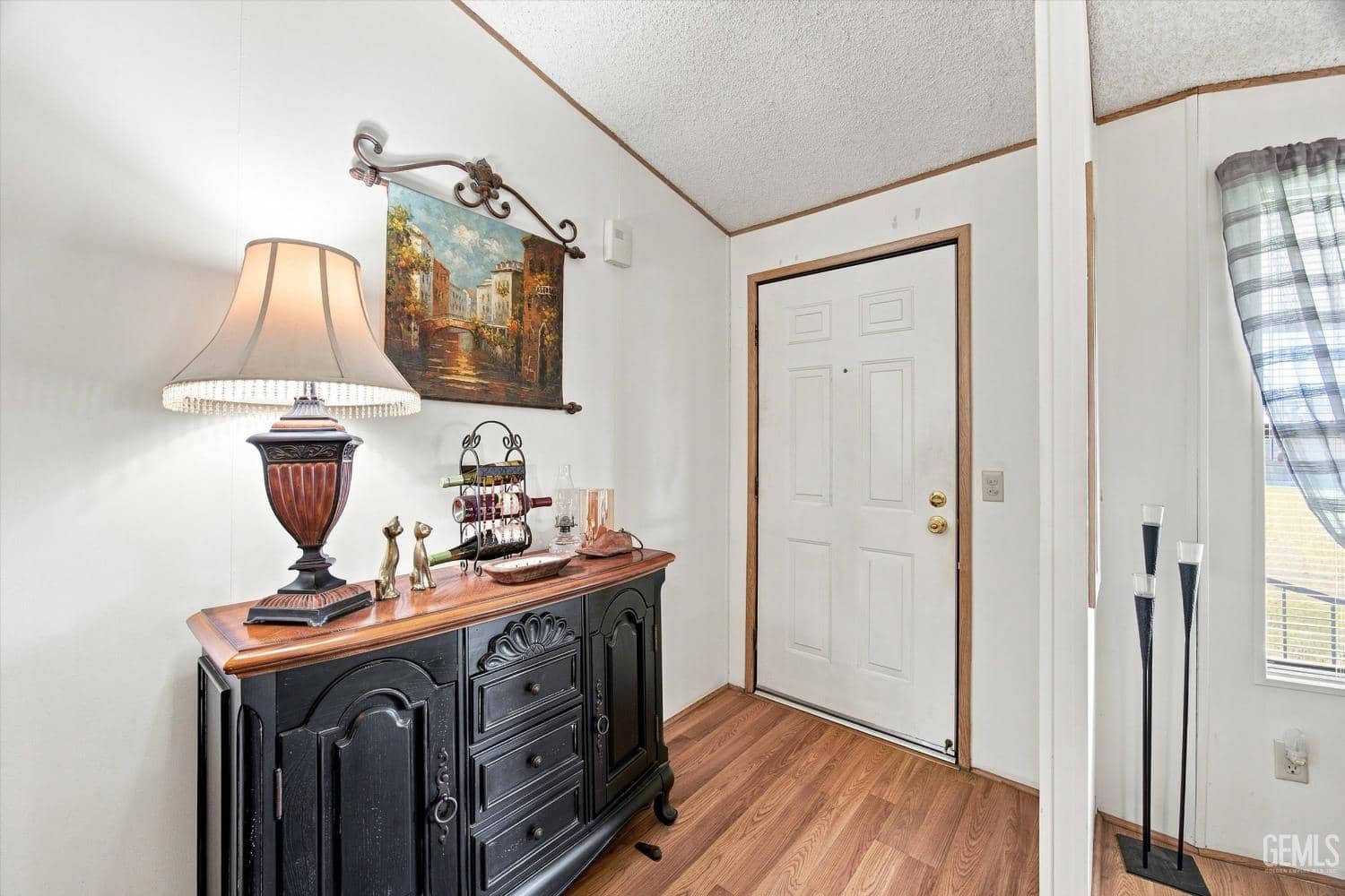 126 Set Lane — photo 3