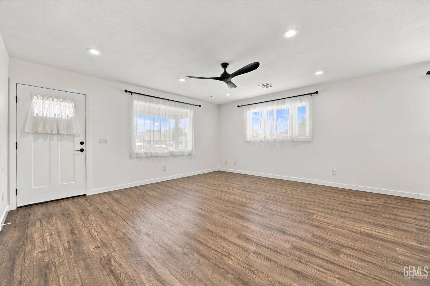 102 Brentwood Drive — photo 5