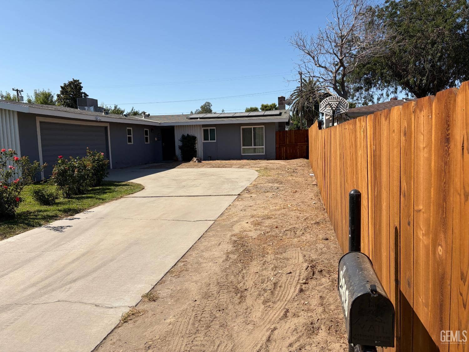 2313 San Lorenzo Avenue — photo 2
