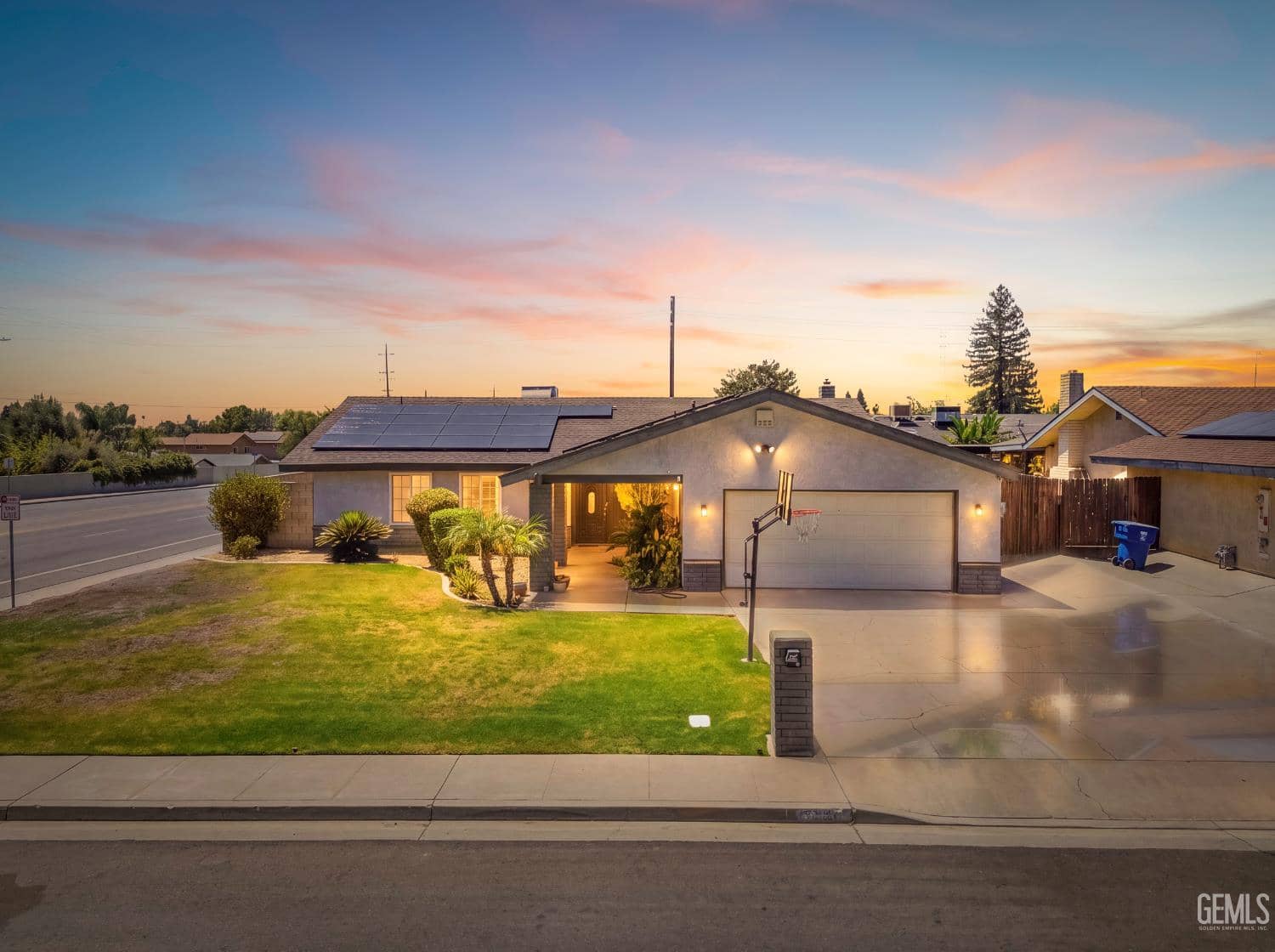 2700 Sierraglen Court