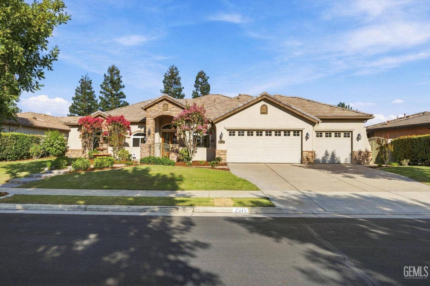 2519 Edingal Drive — photo 2