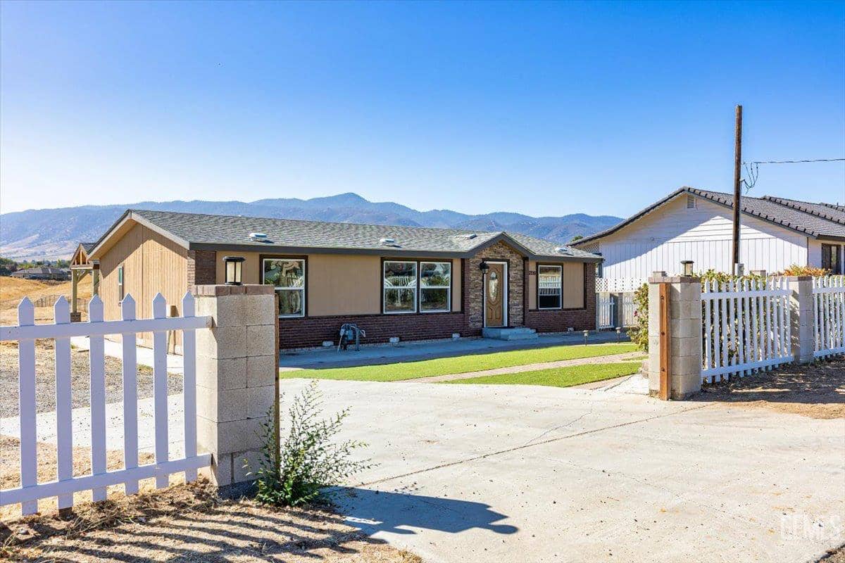 20216 Mesa Drive — photo 2