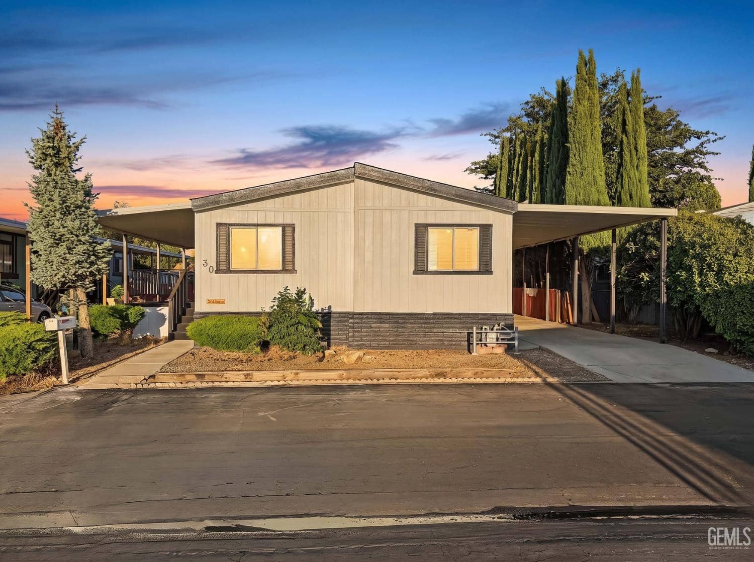 14556 E Tehachapi Boulevard