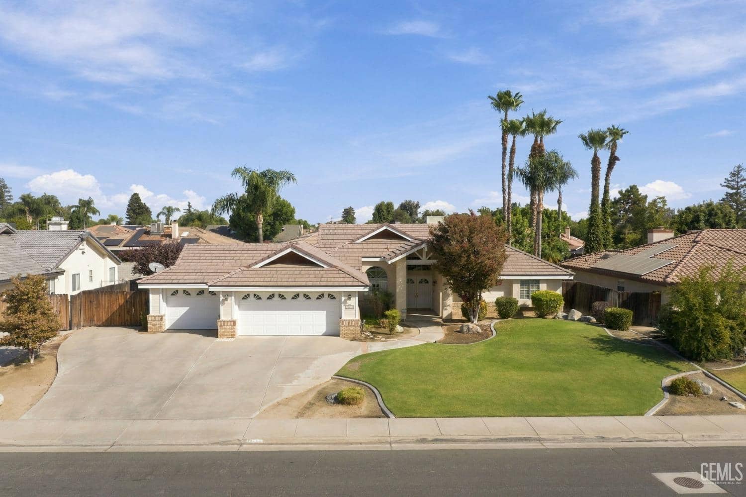 14608 Orchard Crest Avenue