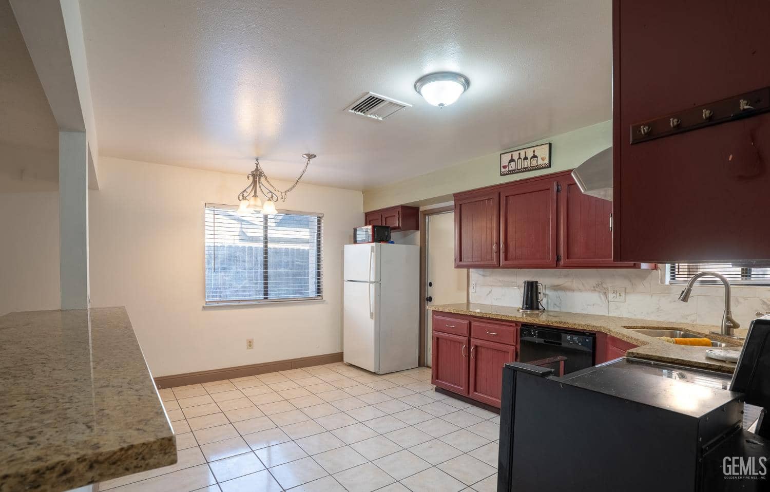 2404 Arlana Street — photo 5