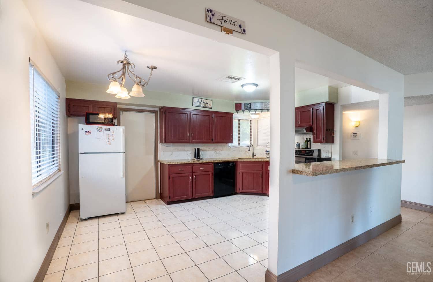 2404 Arlana Street — photo 6