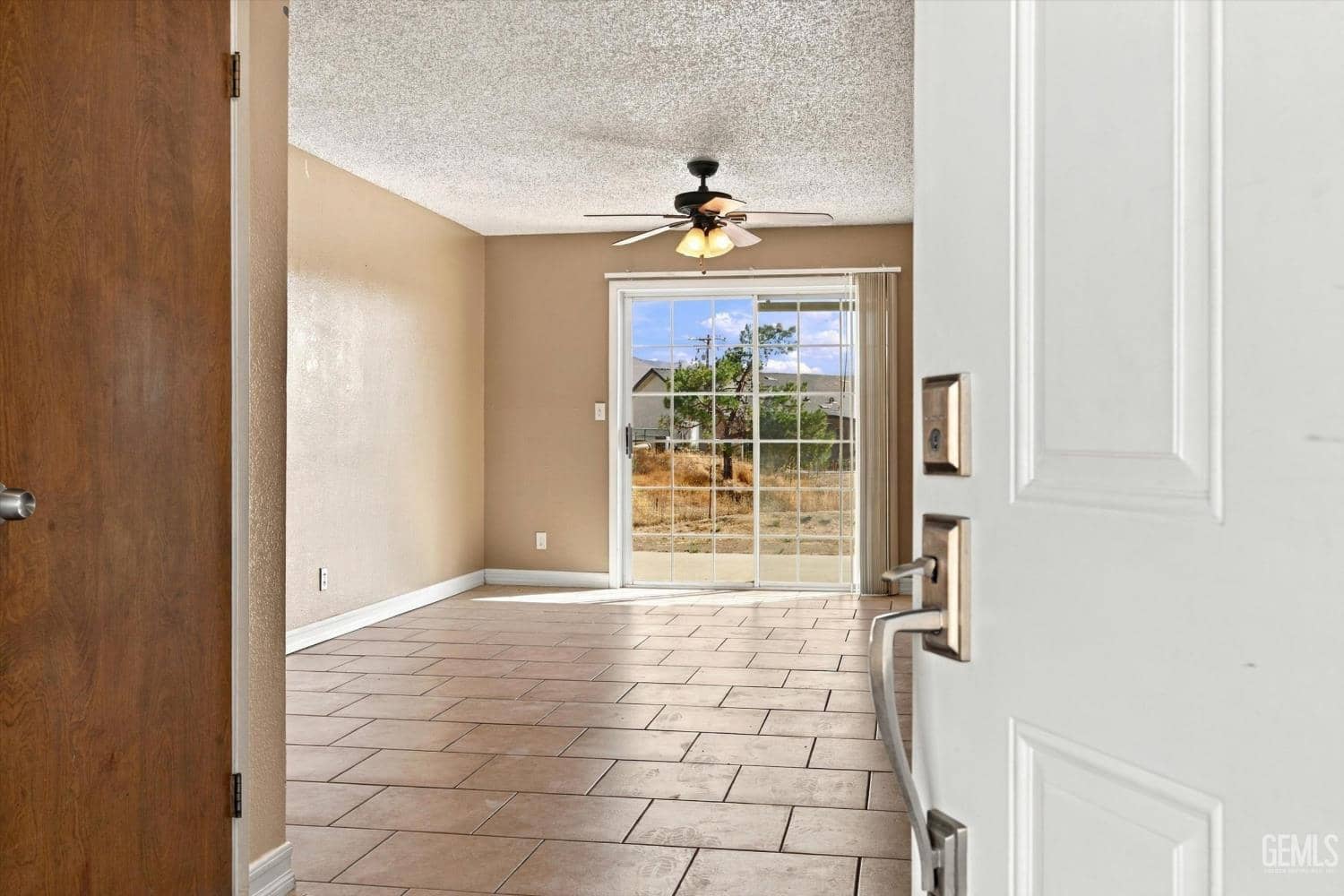 22608 Mariposa Road — photo 3