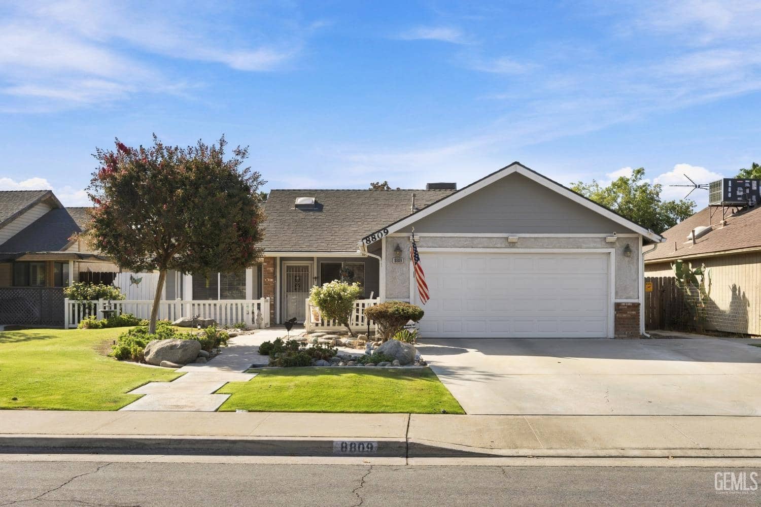 8809 District Boulevard — photo 3