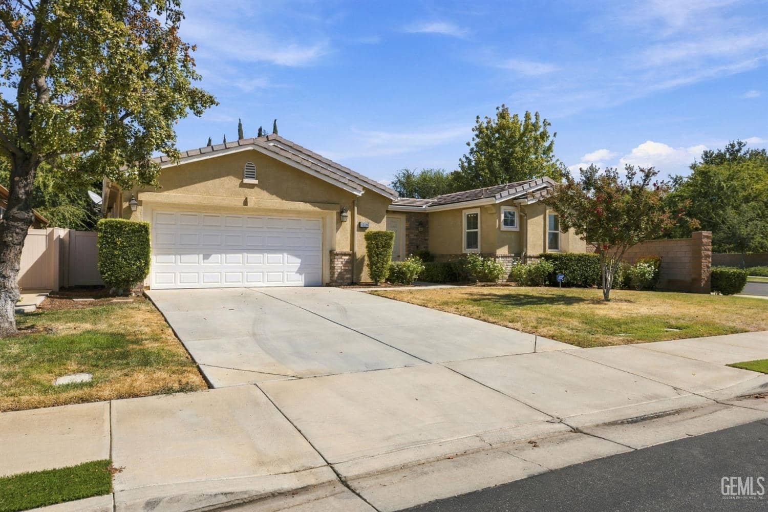 10306 Vale Royale Drive — photo 3