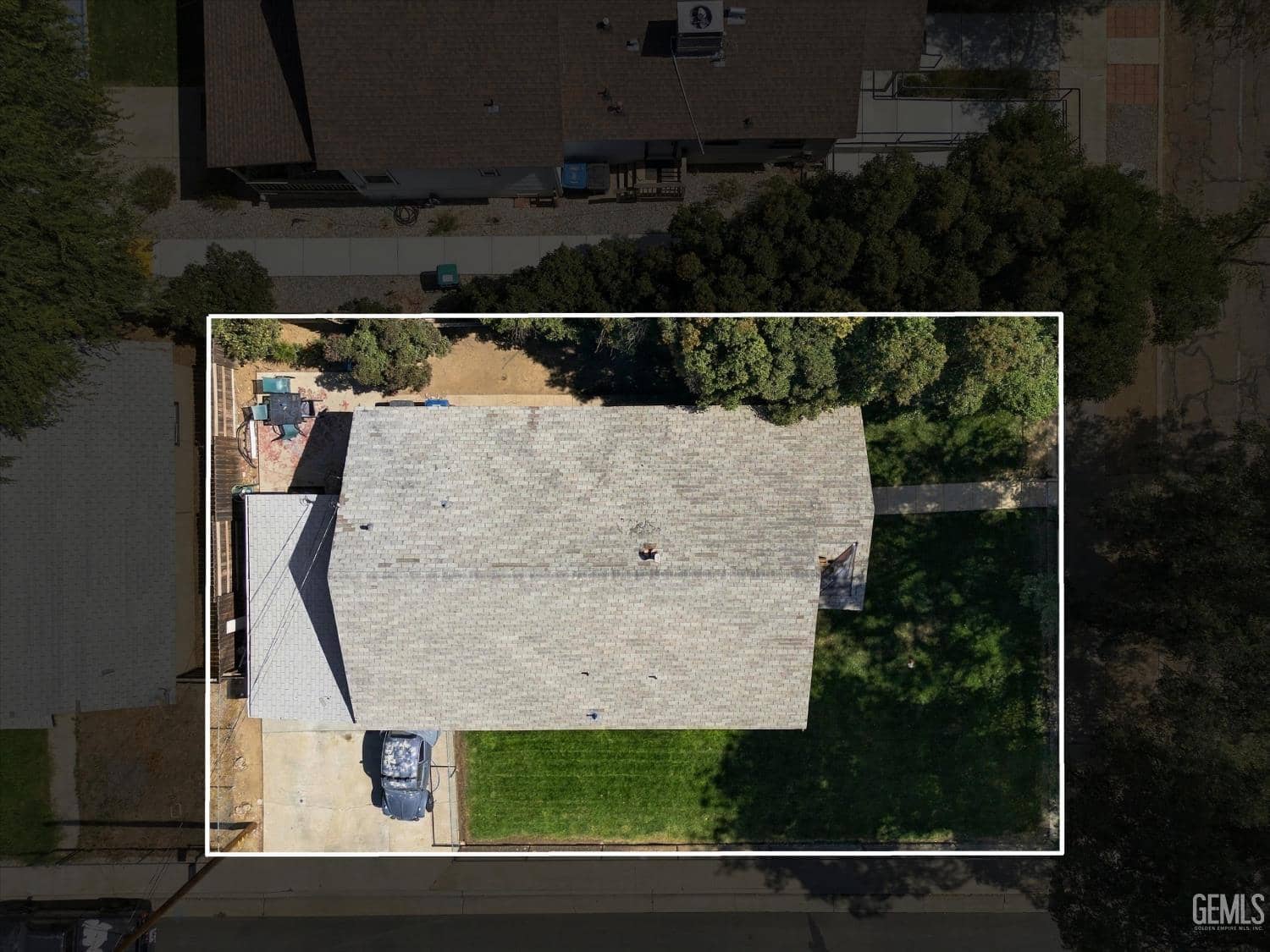 229 W D Street — photo 2