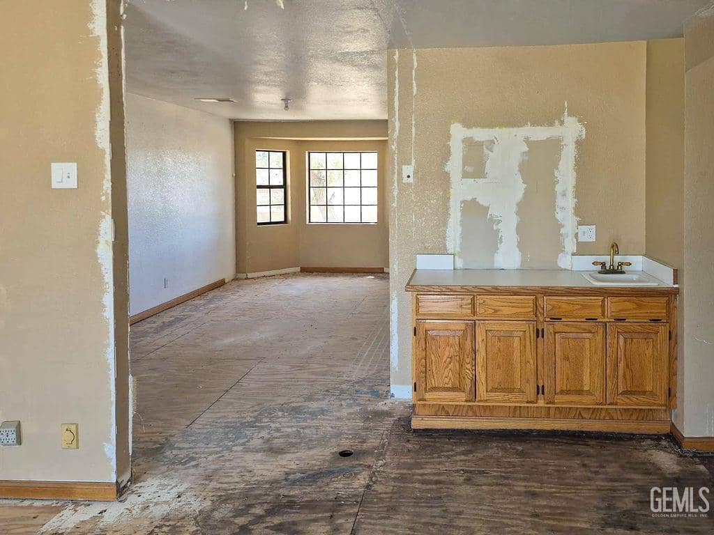 7523 Cypress Avenue — photo 5