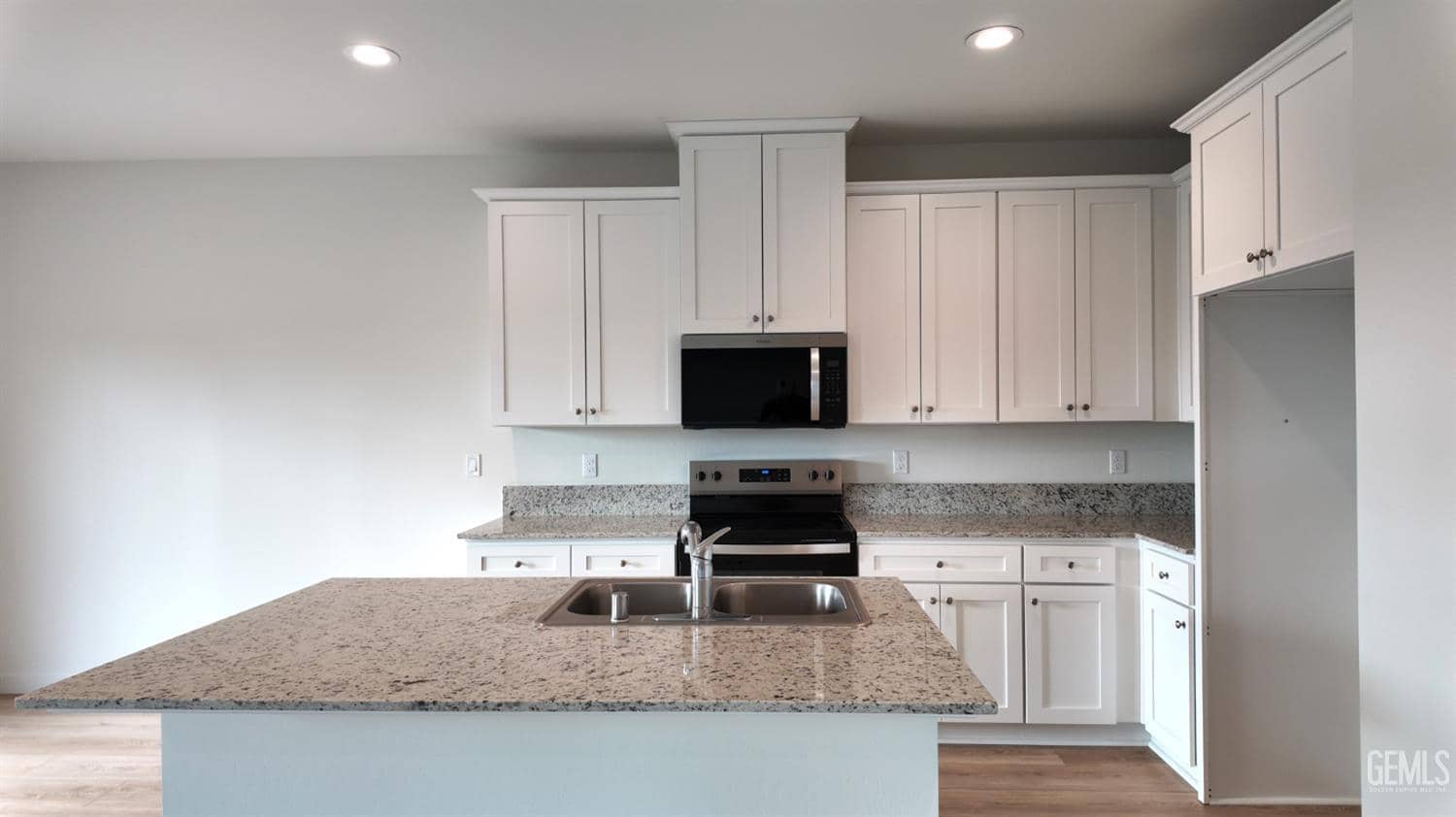 6107 Banner Court — photo 4