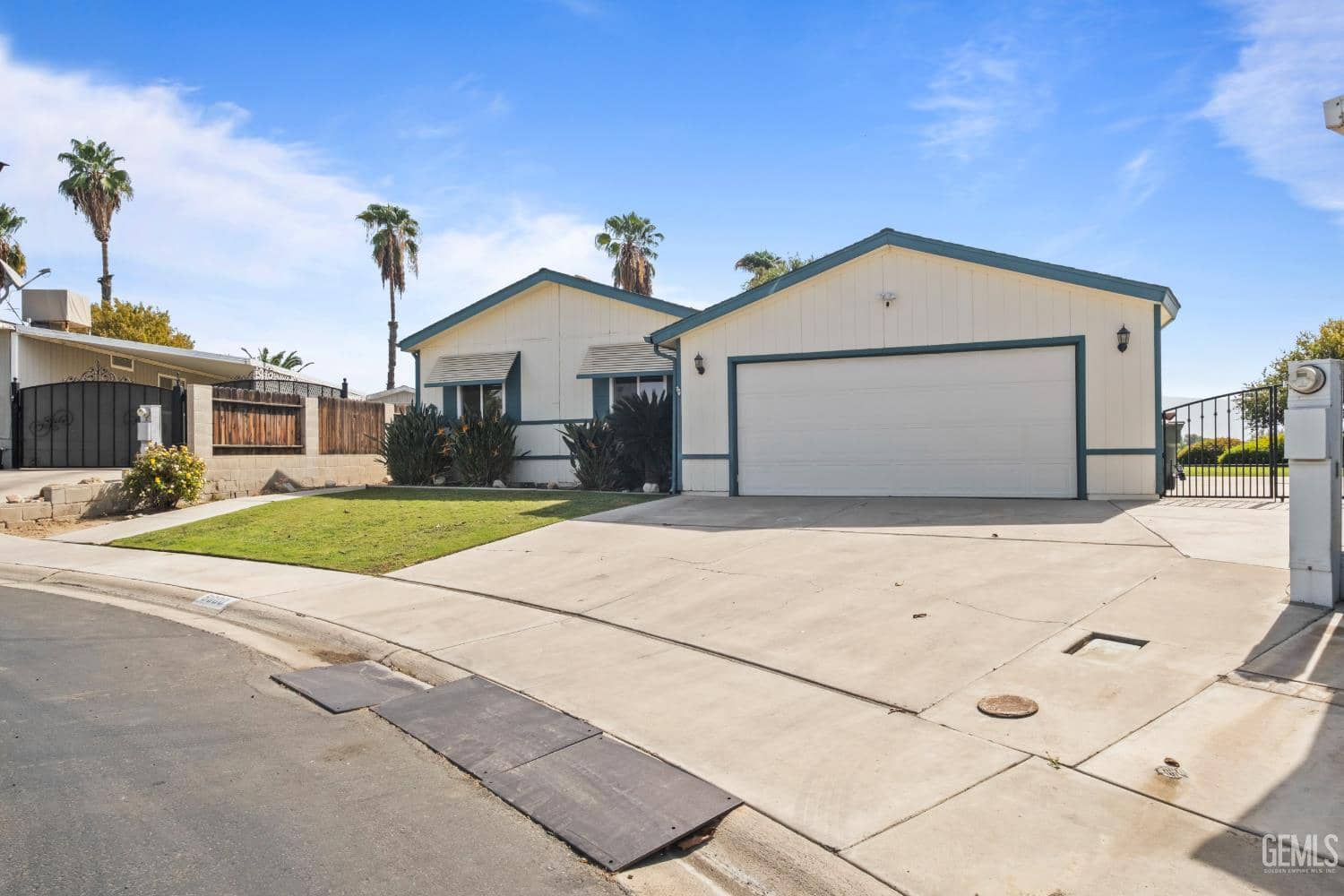 9000 Eastwind Circle — photo 2