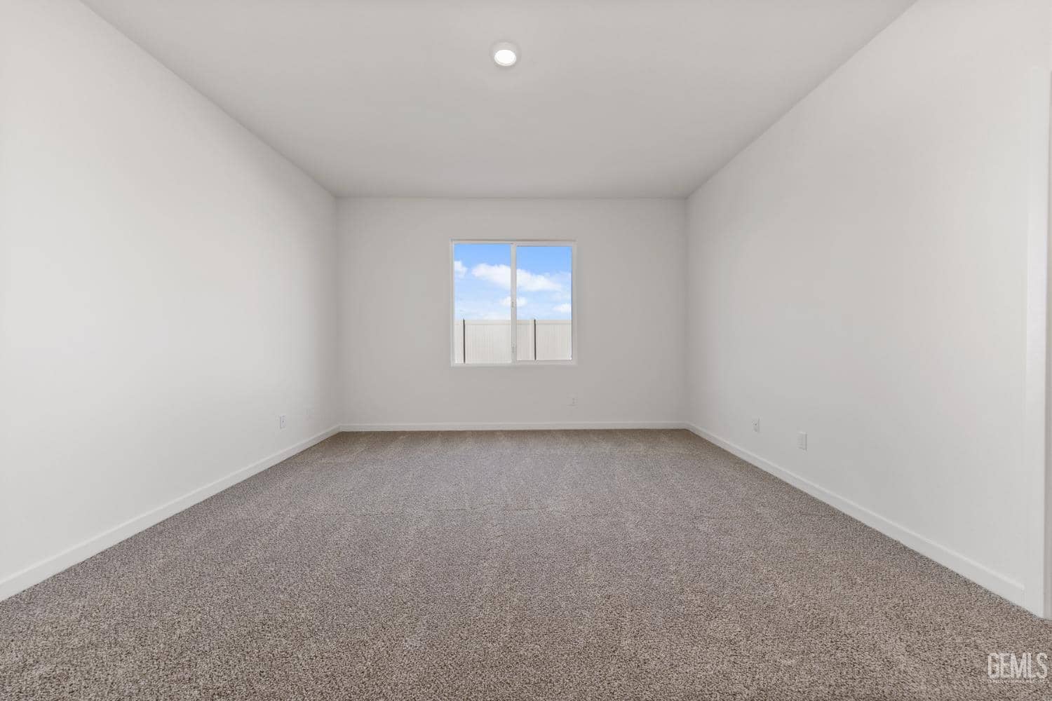 7502 Rambutan Place — photo 4