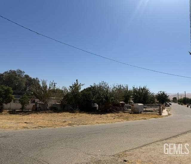 Main & Madera Street — photo 6