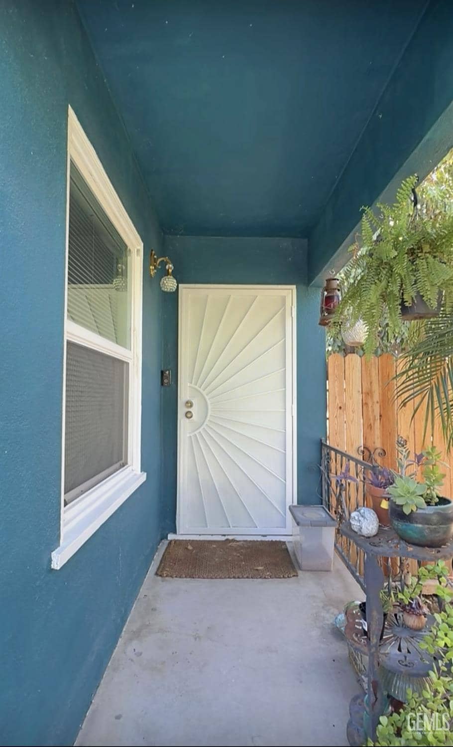 2325 Barnett Street — photo 5