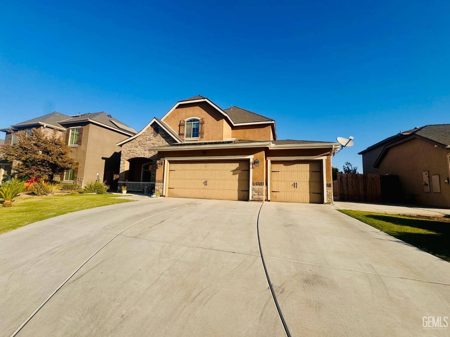 9506 Liberty Island Drive — photo 2