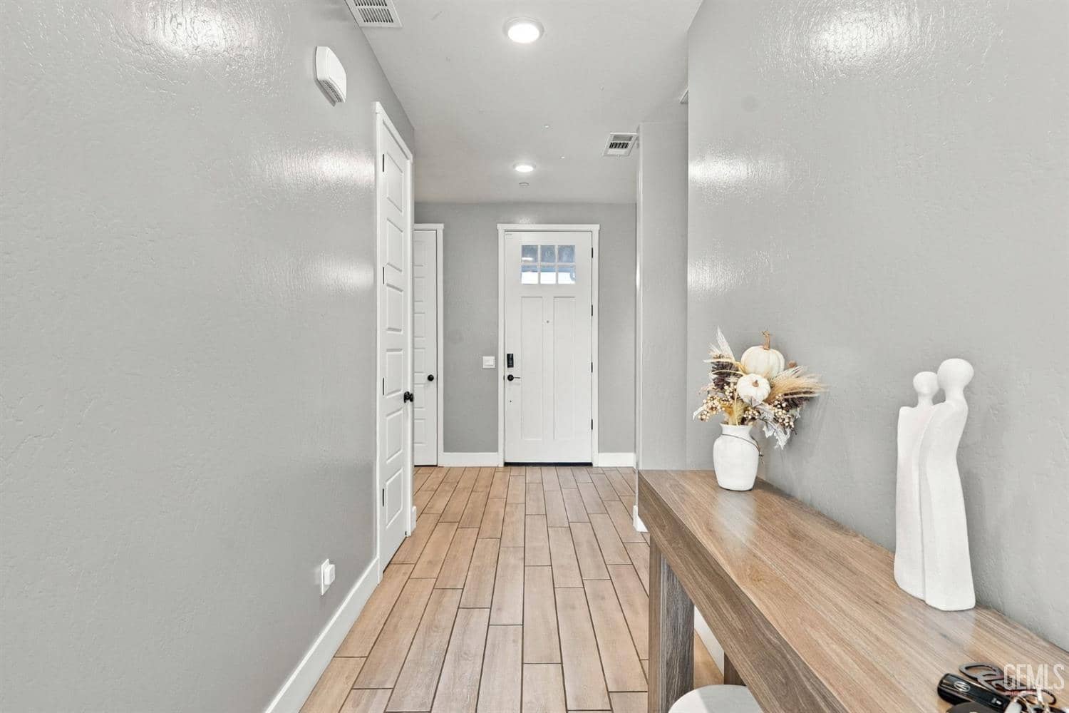 6001 Cardano Avenue — photo 5