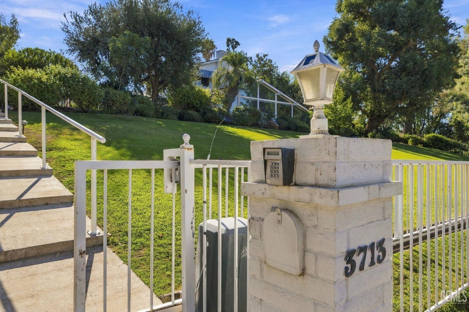 3713 Pinehurst Drive — photo 3